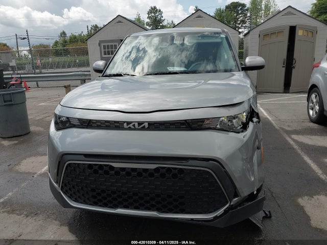 KNDJ23AU1R7917180 KIA SOUL LX
