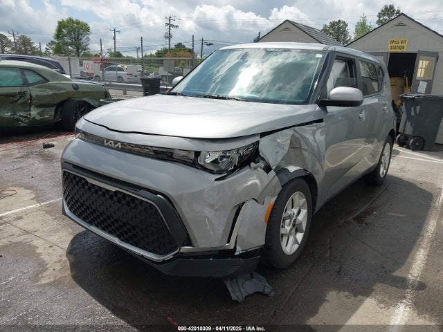 KNDJ23AU1R7917180 KIA SOUL LX