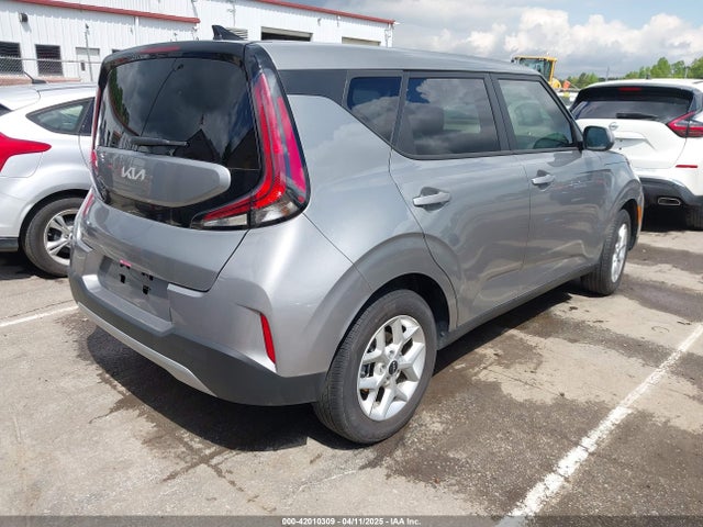 KNDJ23AU1R7917180 KIA SOUL LX