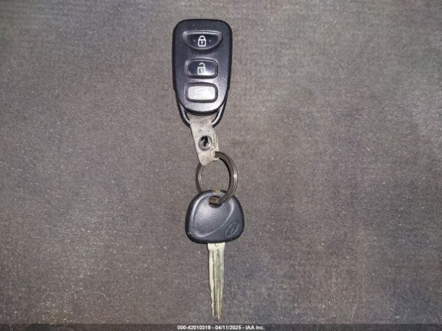5NPDH4AE6EH518698 Hyundai ELANTRA SE
