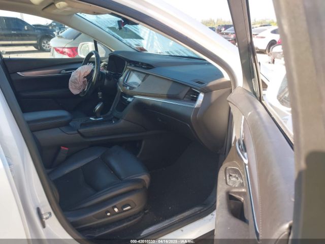 2017 CADILLAC XT5 1GYKNDRS8HZ203273 Photo 4