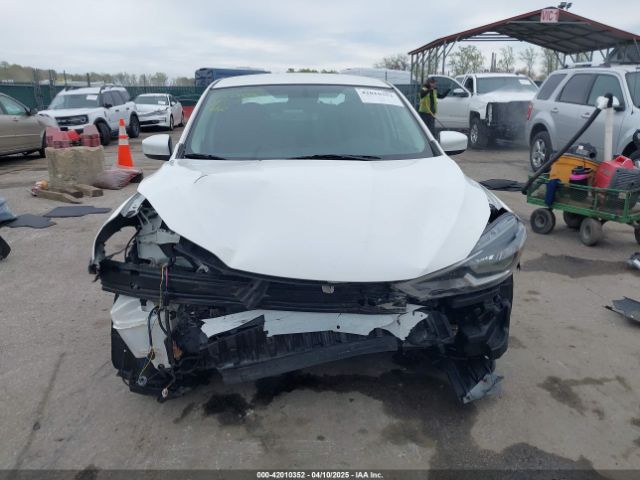 3N1AB7AP7GL660409 Nissan SENTRA SV