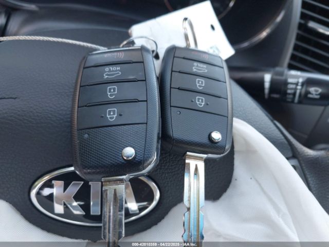 3KPFK4A73HE086737 KIA FORTE LX