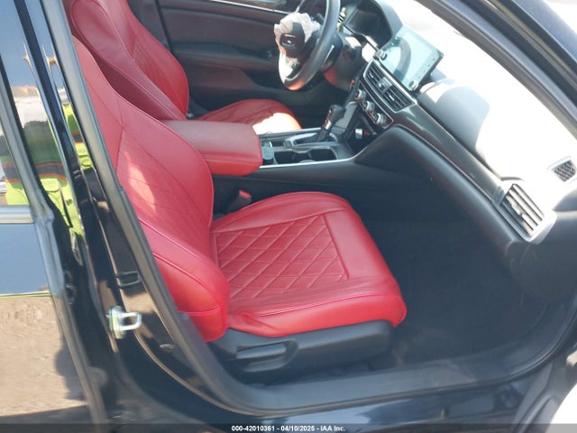 1HGCV1F30KA176230 Honda Accord Sport