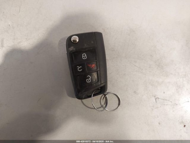 3VWC57BU3KM070838 Volkswagen 1.4 tsi