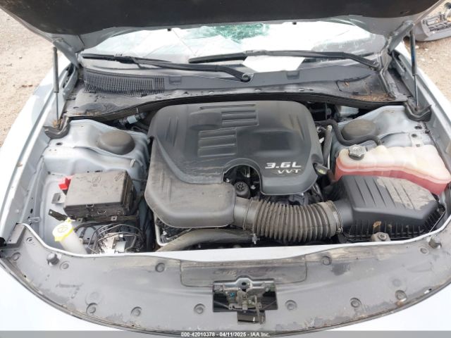 2C3CDXBGXNH145896 Dodge Charger Sxt Rwd