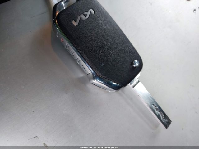 3KPF24AD4PE620199 KIA FORTE LX
