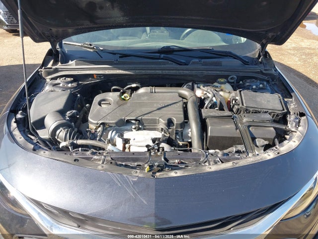 1G1ZD5ST0NF145858 Chevrolet Malibu Fwd Lt