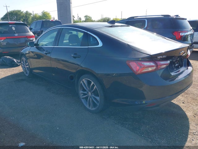 1G1ZD5ST0NF145858 Chevrolet Malibu Fwd Lt