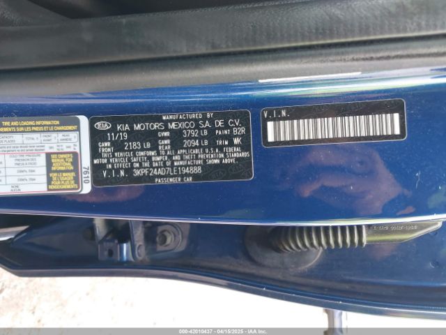 3KPF24AD7LE194888 KIA Forte Lxs