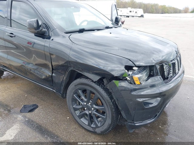 1C4RJFAG7JC468391 Jeep Grand Cherokee Altitude 4x4