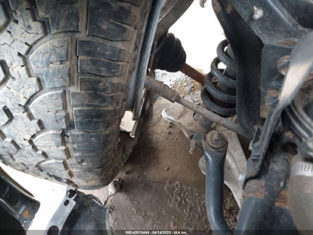 1C6RR7GG6JS238098 RAM 1500 Big Horn  4x4 6'4 Box