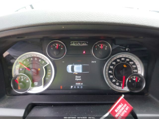 1C6RR7GG6JS238098 RAM 1500 Big Horn  4x4 6'4 Box