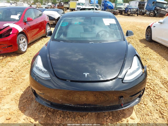 5YJ3E1EB1JF122786 Tesla Model 3 Long Range/performance