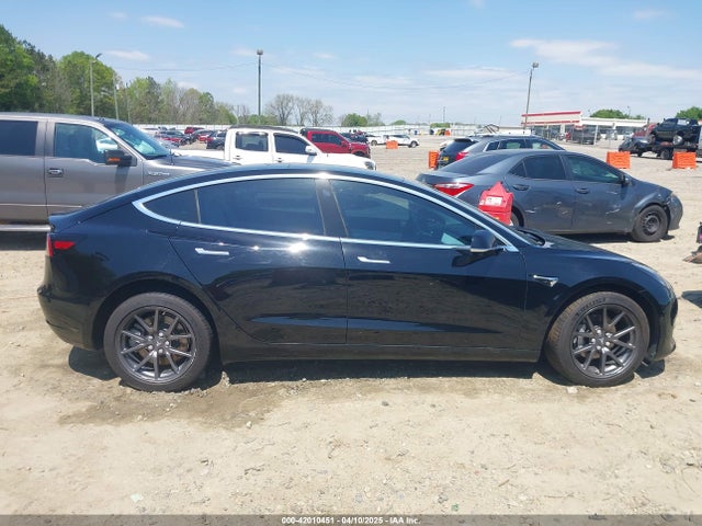 5YJ3E1EB1JF122786 Tesla Model 3 Long Range/performance