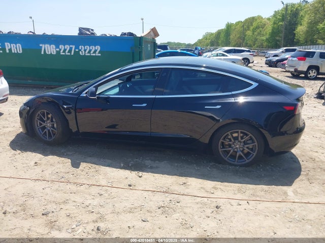 5YJ3E1EB1JF122786 Tesla Model 3 Long Range/performance