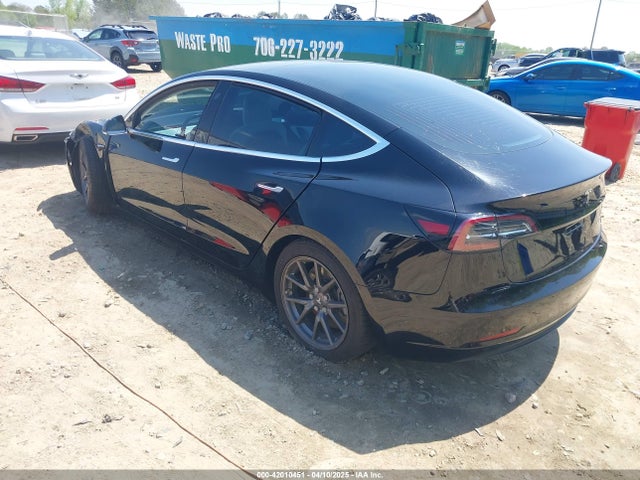 2018 TESLA MODEL 3 5YJ3E1EB1JF122786 Photo 2