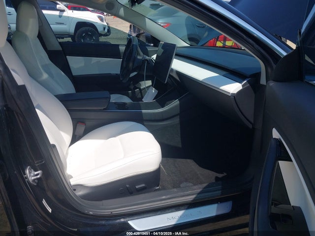 2018 TESLA MODEL 3 5YJ3E1EB1JF122786 Photo 4