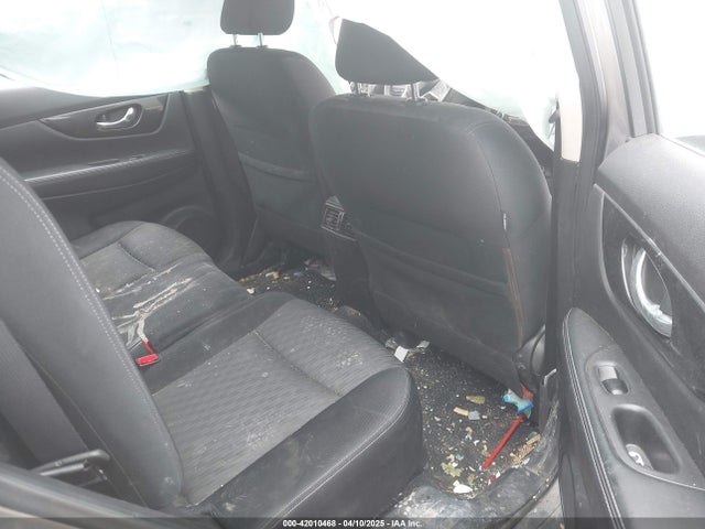 JN8AT2MT6JW460990 Nissan ROGUE S