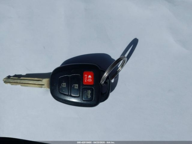 2T1BURHE6JC011254 Toyota COROLLA SE
