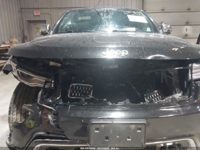 1C4RJFCG9HC818692 Jeep Grand Cherokee Overland 4x4