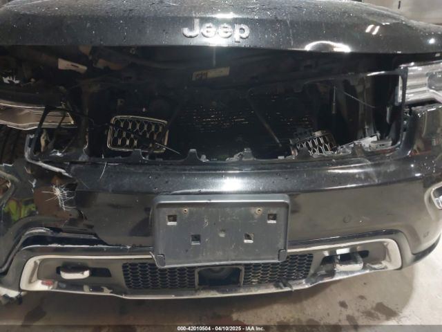 1C4RJFCG9HC818692 Jeep Grand Cherokee Overland 4x4