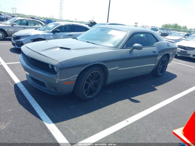 2C3CDZAG9JH216884 Dodge Challenger Sxt