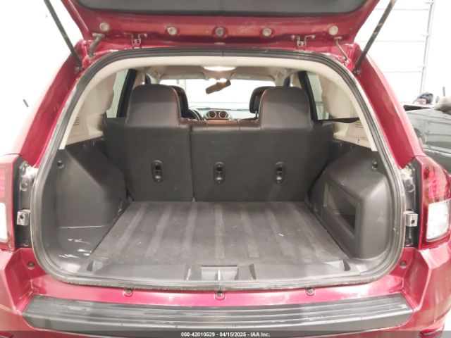 1C4NJDEB4GD706945 Jeep Compass Latitude