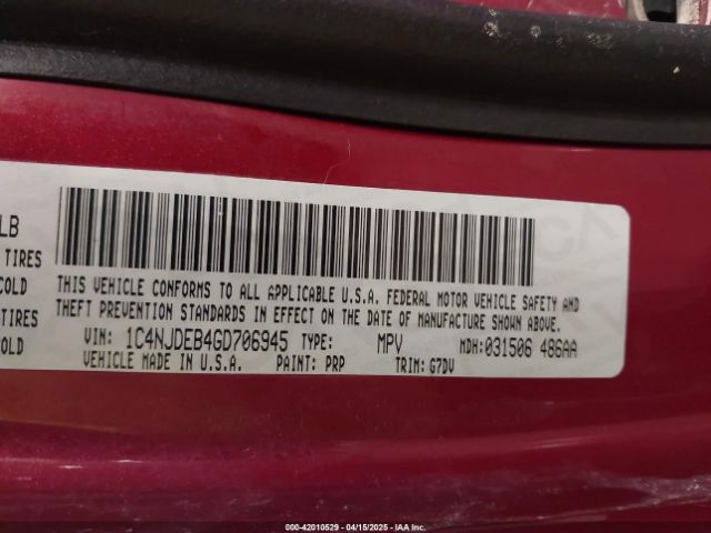 1C4NJDEB4GD706945 Jeep Compass Latitude
