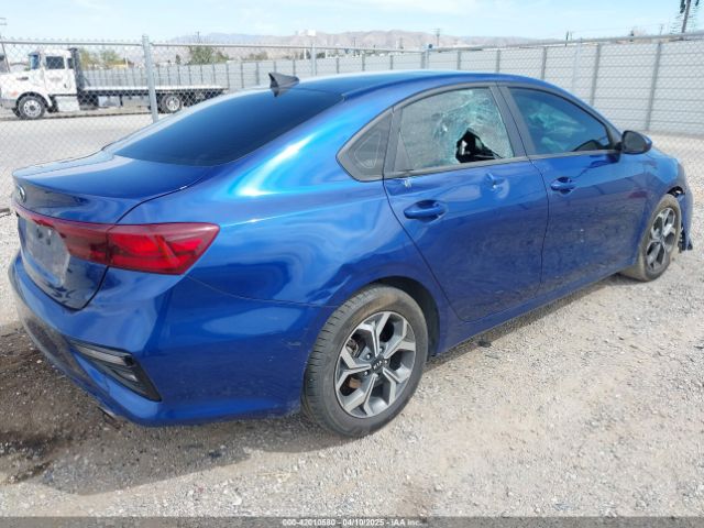 3KPF24AD9LE204823 KIA Forte Lxs