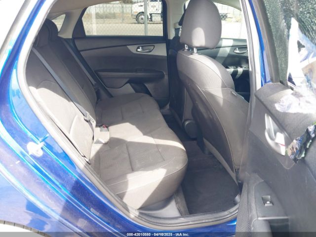 3KPF24AD9LE204823 KIA Forte Lxs