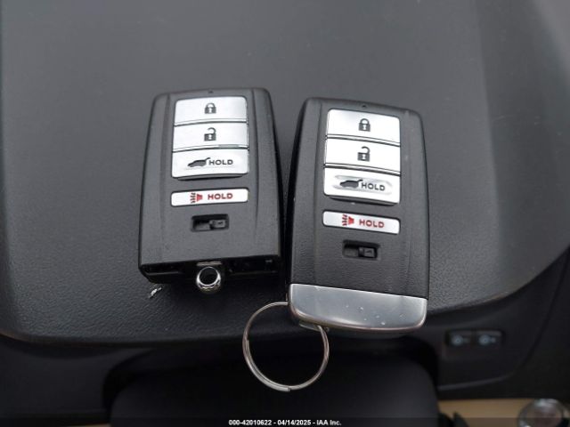 5J8TC2H79KL023894 Acura Rdx Advance Package
