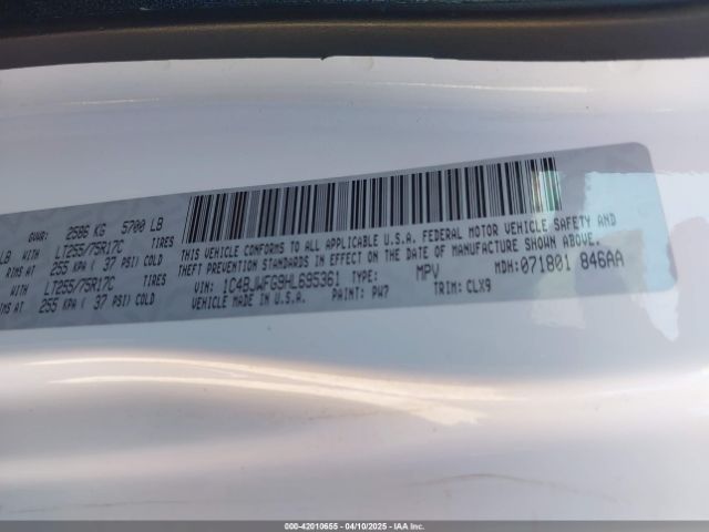 1C4BJWFG9HL695361 Jeep Wrangler Unlimited Rubicon Recon 4x4