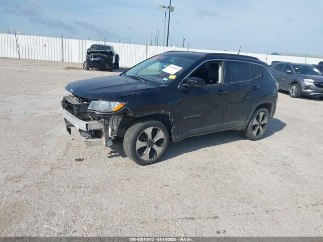 3C4NJDBBXJT155149 Jeep Compass Latitude 4x4