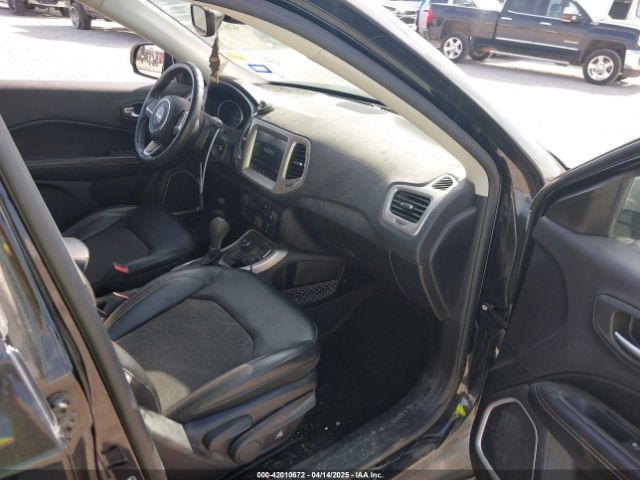 3C4NJDBBXJT155149 Jeep Compass Latitude 4x4
