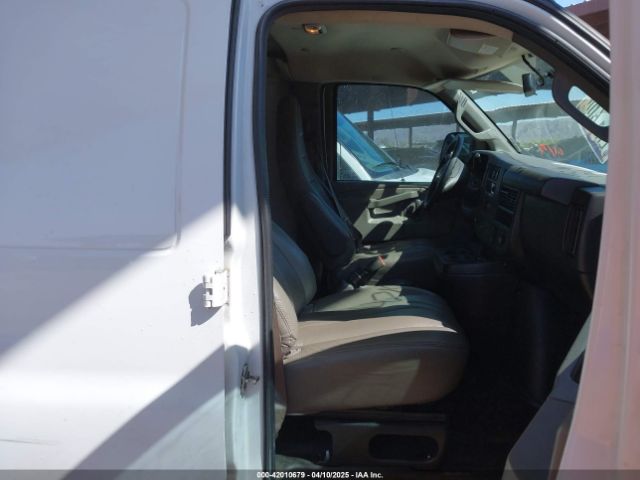 1GCWGBFP8L1120262 Chevrolet Express Cargo Rwd 2500 Extended Wheelbase Wt