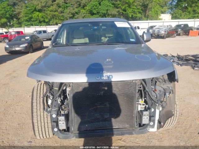1C4RJFAG2HC816396 Jeep Grand Cherokee Laredo 4x4