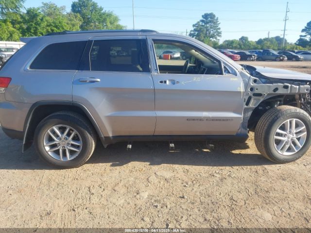 1C4RJFAG2HC816396 Jeep Grand Cherokee Laredo 4x4