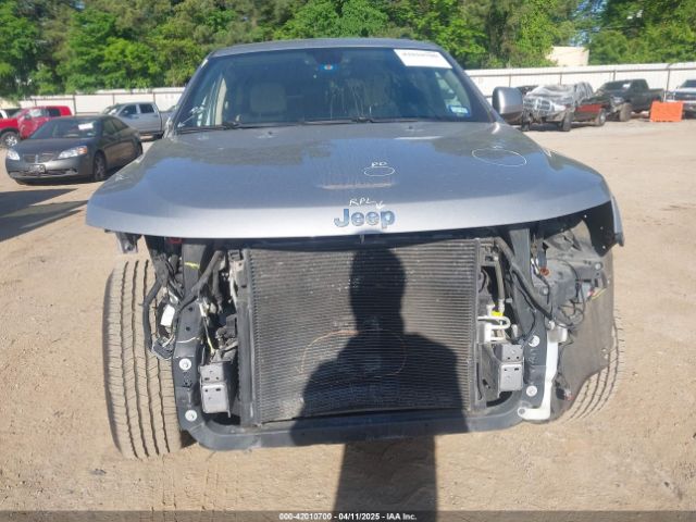 1C4RJFAG2HC816396 Jeep Grand Cherokee Laredo 4x4