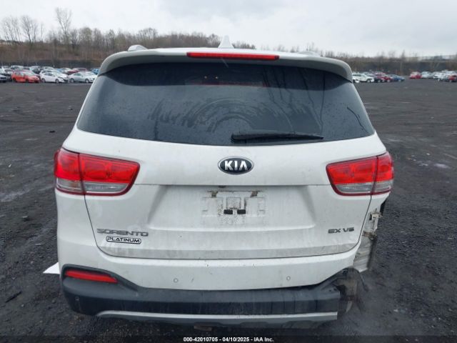 5XYPHDA50GG008709 KIA Sorento 3.3l Ex