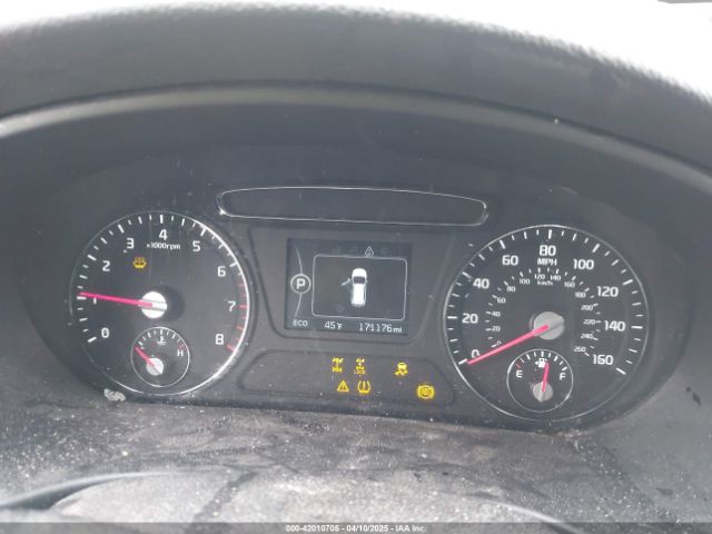 5XYPHDA50GG008709 KIA Sorento 3.3l Ex