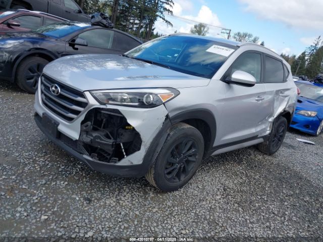 KM8J33A40HU449337 Hyundai TUCSON SE