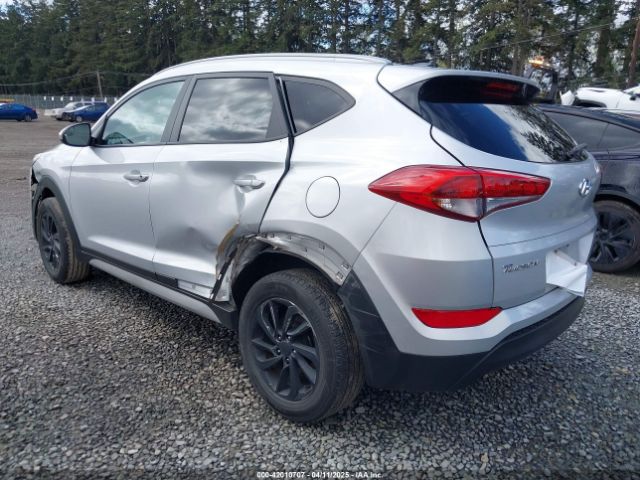 KM8J33A40HU449337 Hyundai TUCSON SE