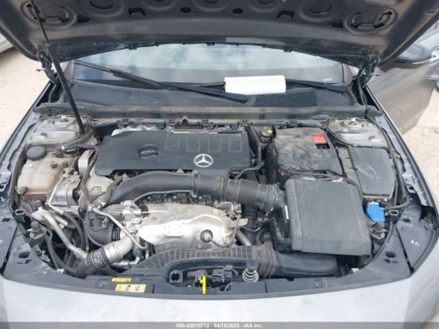 W1K3G4EBXLJ231762 Mercedes-Benz A 220
