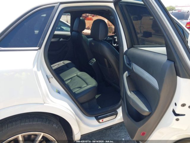 WA1BCCFS2JR023605 Audi Q3 2.0t Premium/2.0t Sport Premium