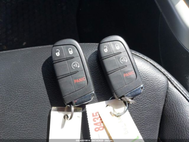 3C4NJDBB9JT253055 Jeep Compass Latitude 4x4
