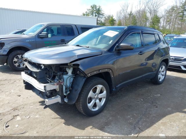 3C4NJDBB9JT253055 Jeep Compass Latitude 4x4