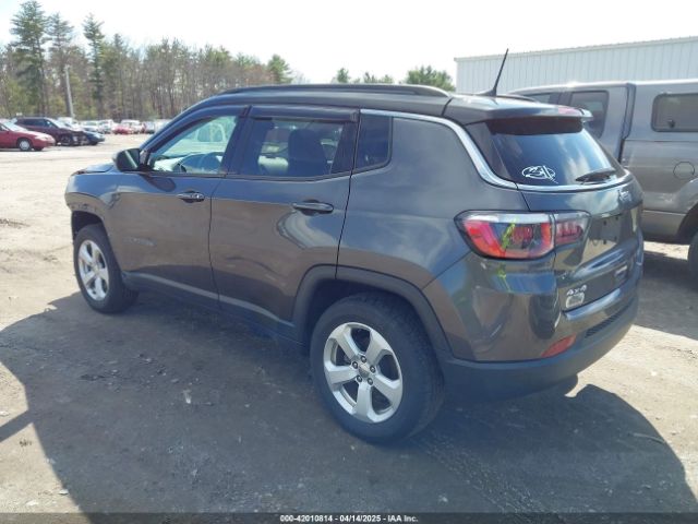 3C4NJDBB9JT253055 Jeep Compass Latitude 4x4