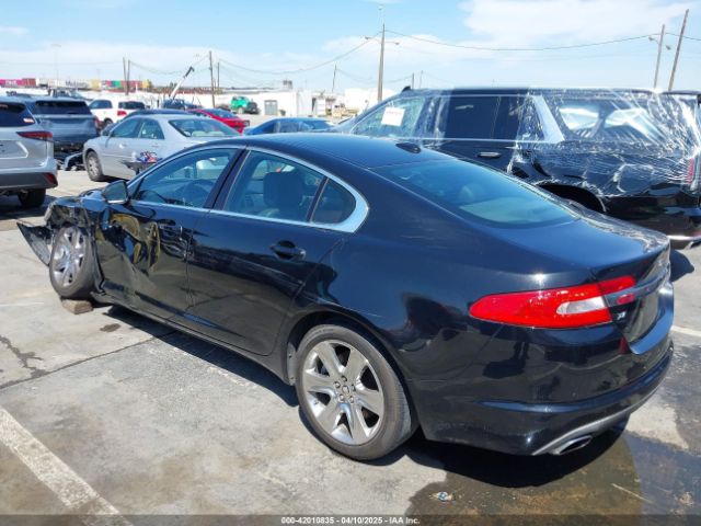 2010 JAGUAR XF SAJWA0FA2AHR56964 Photo 2
