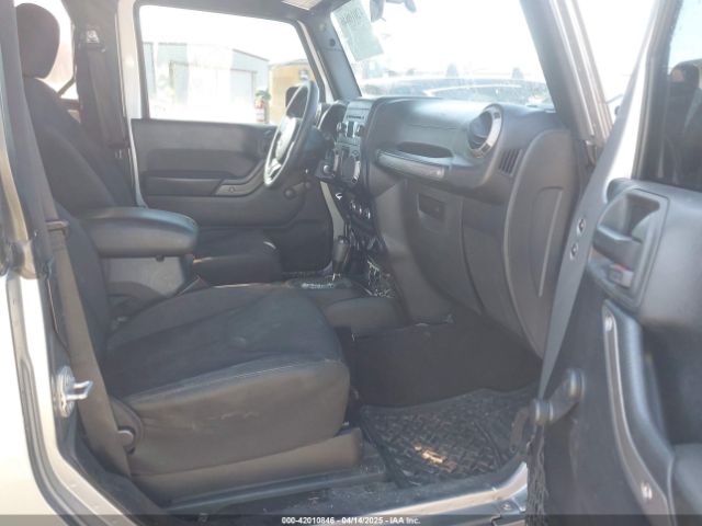 1C4AJWAG5GL204706 Jeep Wrangler Sport